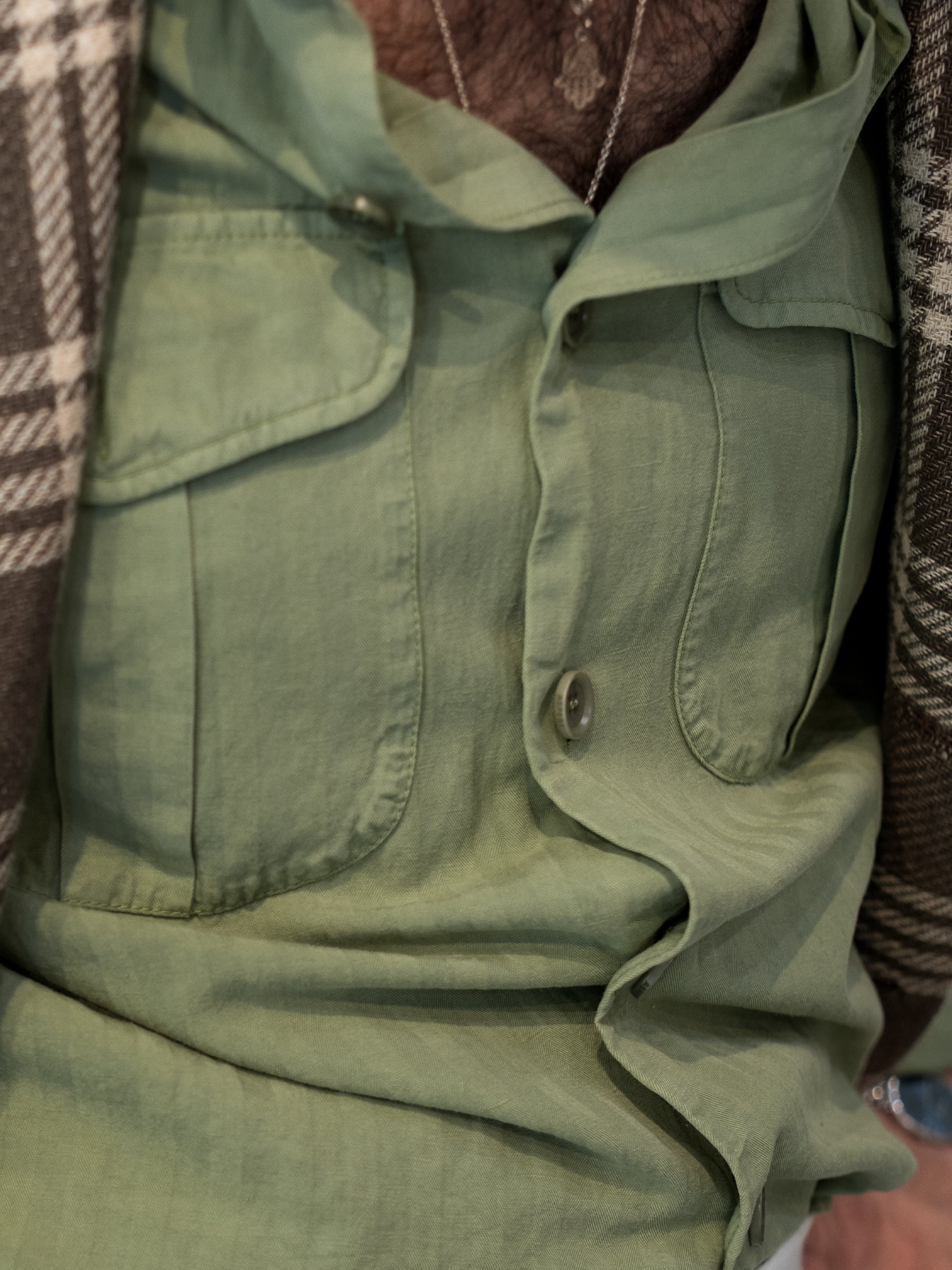 Green roomy shirt